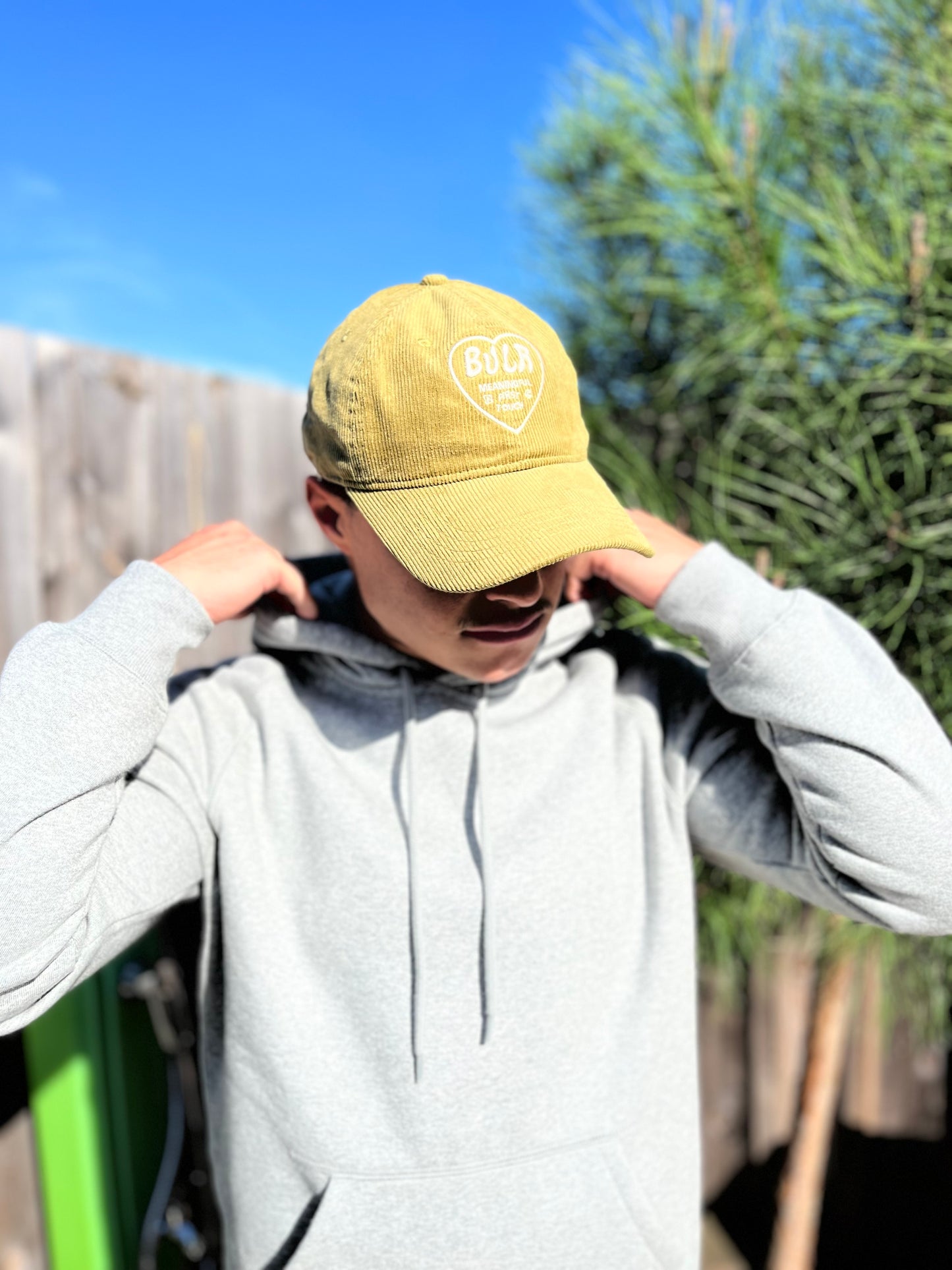 Casquette BULR velours kaki